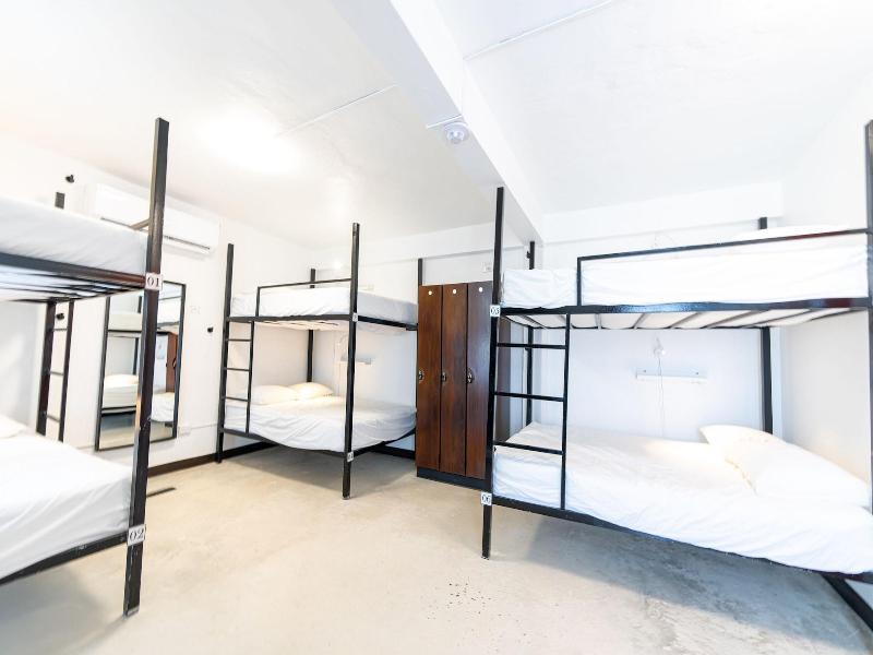 Juliette Hostel For Women Only image