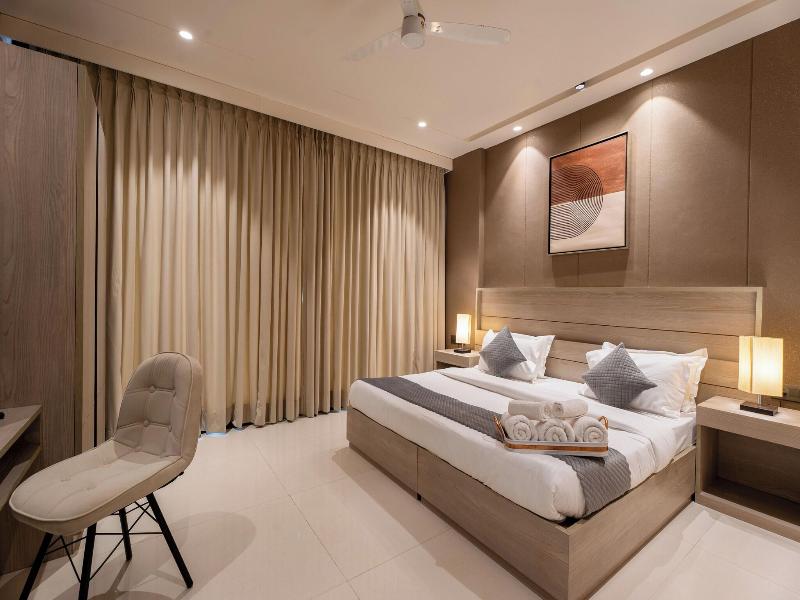 The Lodgers Luxury Hotel Near Golfcourse image