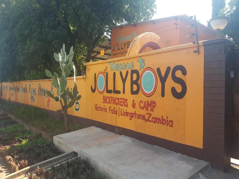 Jollyboys Backpackers image