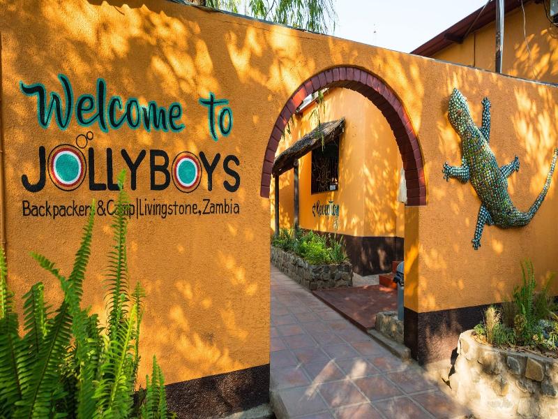 Jollyboys Backpackers image