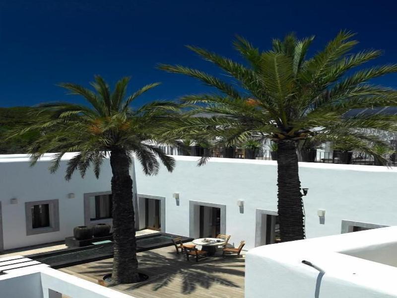 The Giri Residence Hotel & Spa image