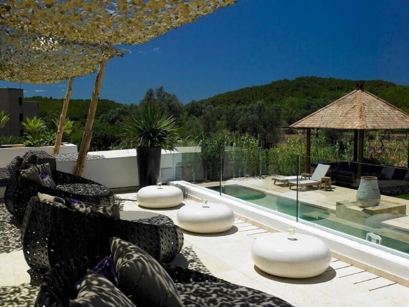 The Giri Residence Hotel & Spa image