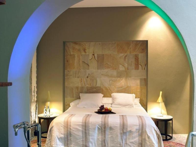 The Giri Residence Hotel & Spa image