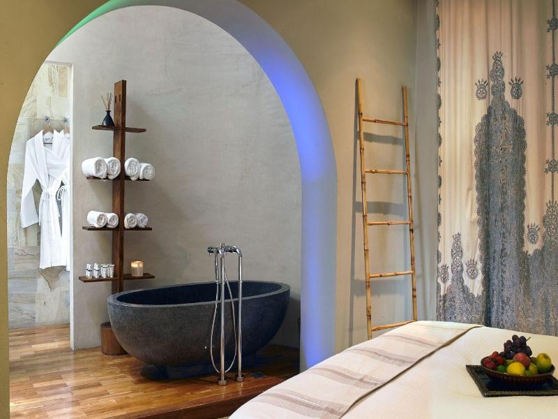 The Giri Residence Hotel & Spa image