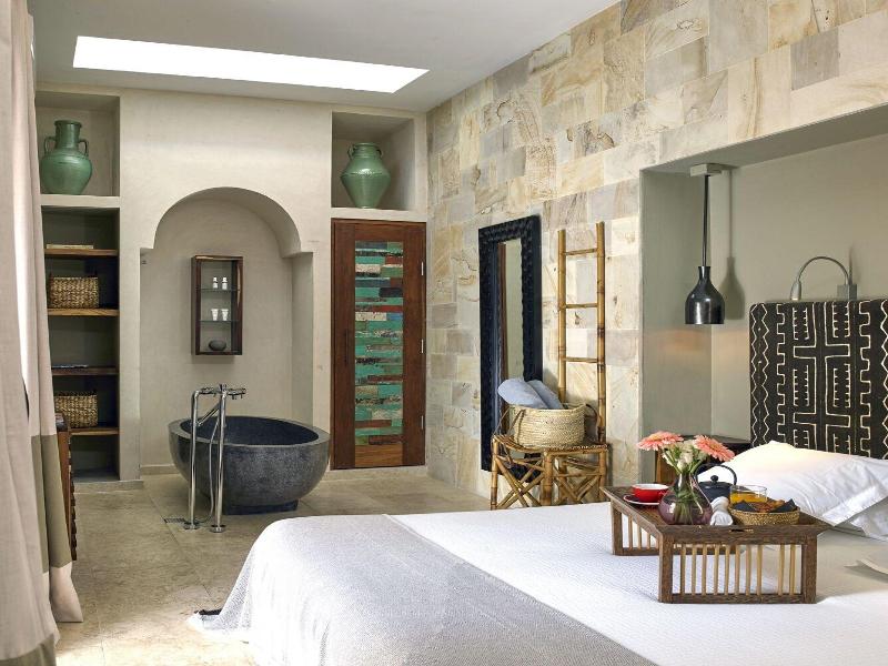 The Giri Residence Hotel & Spa image