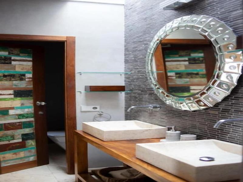 The Giri Residence Hotel & Spa image