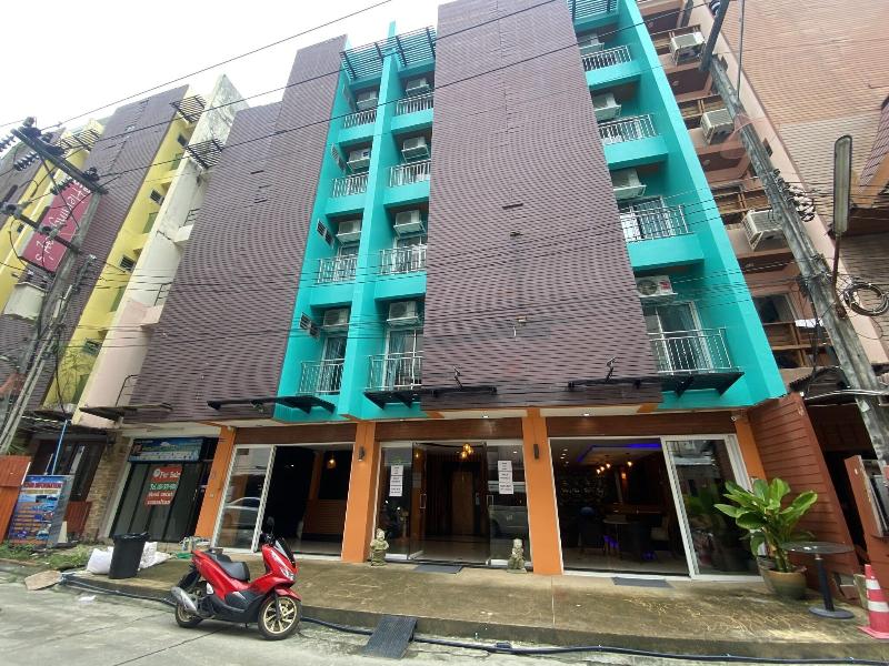 Cocoon Deva Hotel image