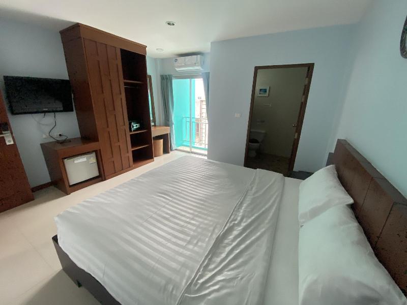 Cocoon Deva Hotel image