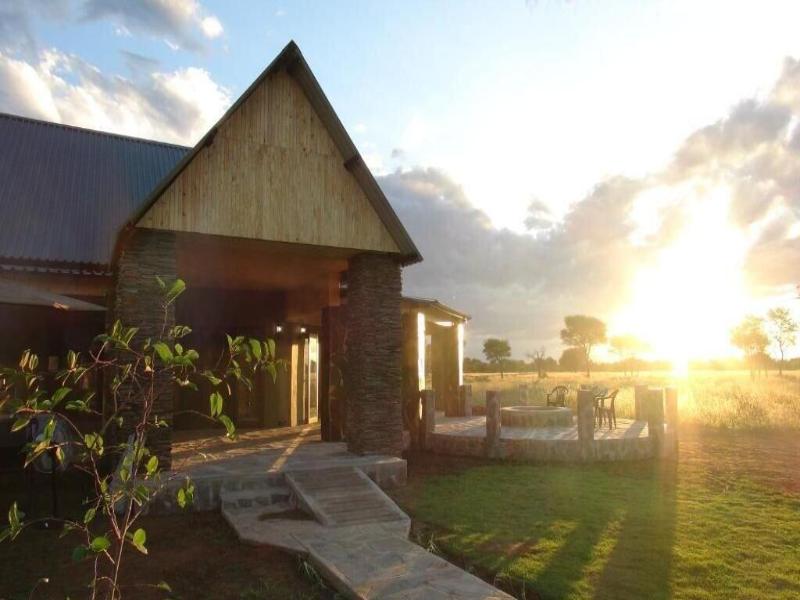 Africa Awaits Lodge