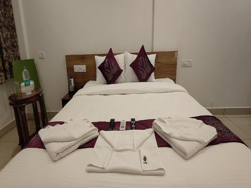 Hotel Amulya Regency image