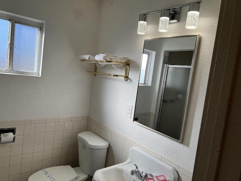 Sherwood Motel — view