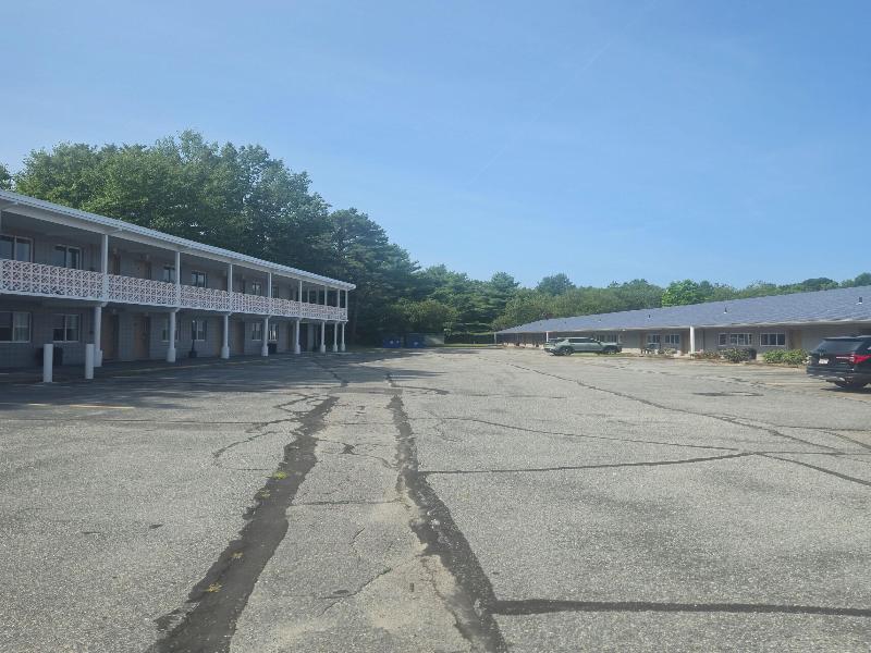 Nashoba Valley Inn & Suites image
