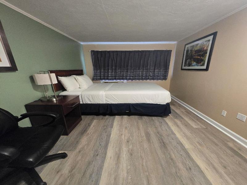 Nashoba Valley Inn & Suites image