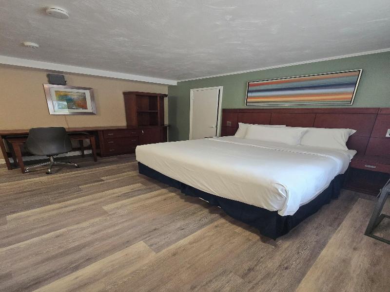 Nashoba Valley Inn & Suites image