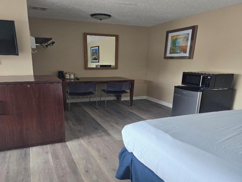 Nashoba Valley Inn & Suites image