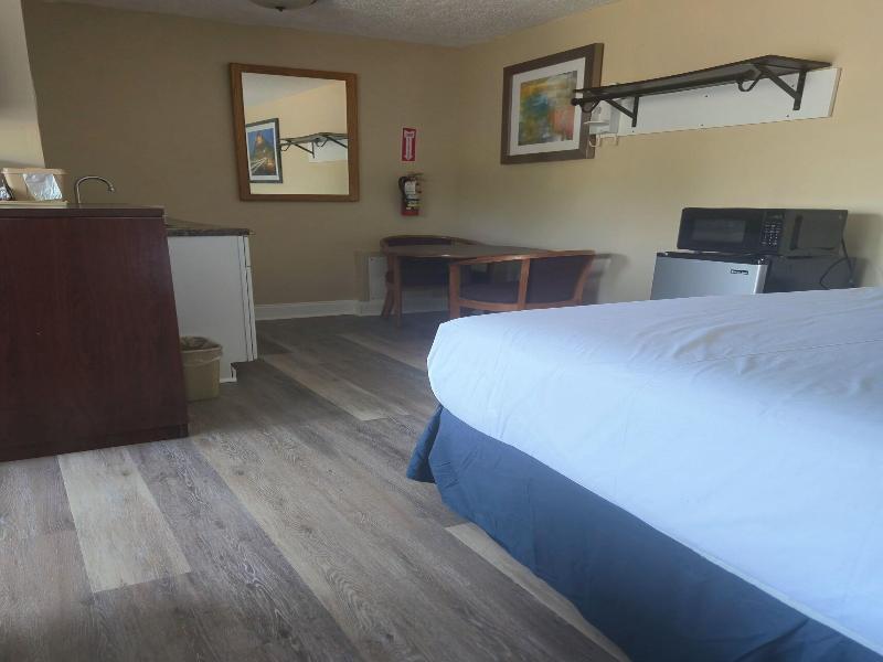 Nashoba Valley Inn & Suites image