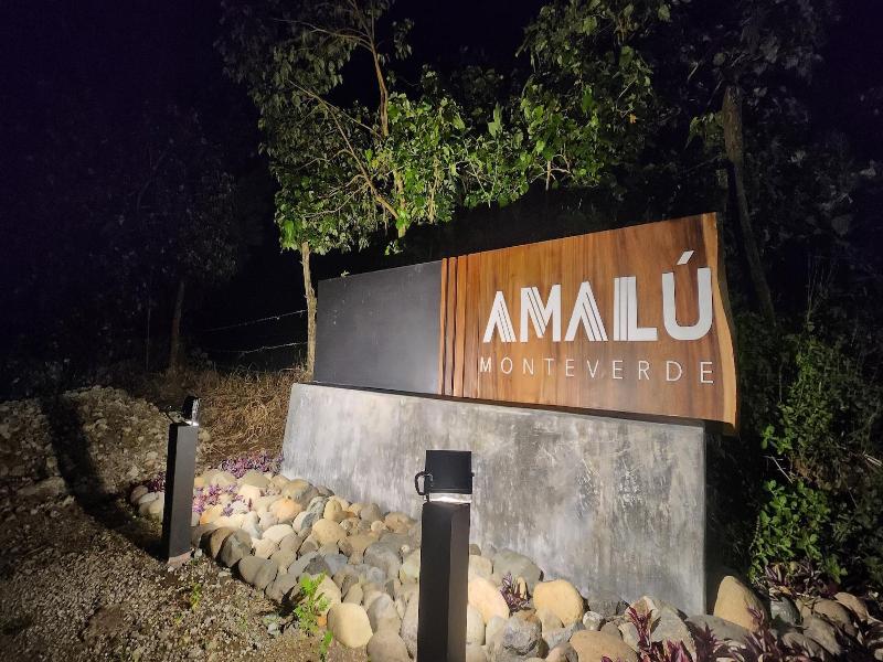 Amalãº Luxury View Cabins image
