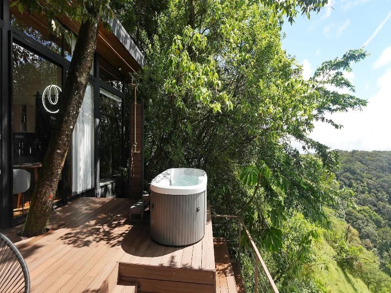 Amalãº Luxury View Cabins image
