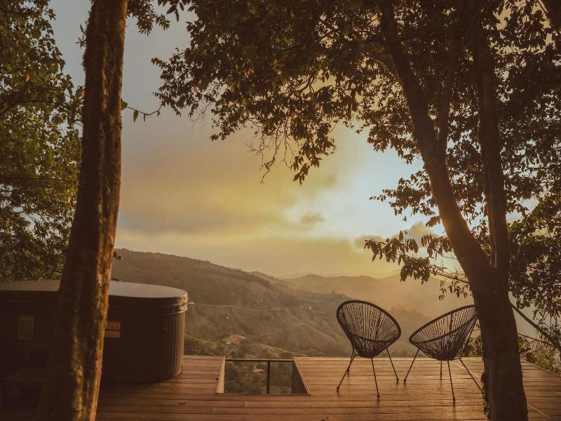 Amalãº Luxury View Cabins image