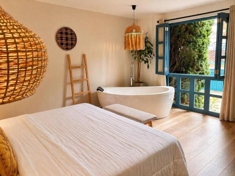 Luum Boutique Hotel image