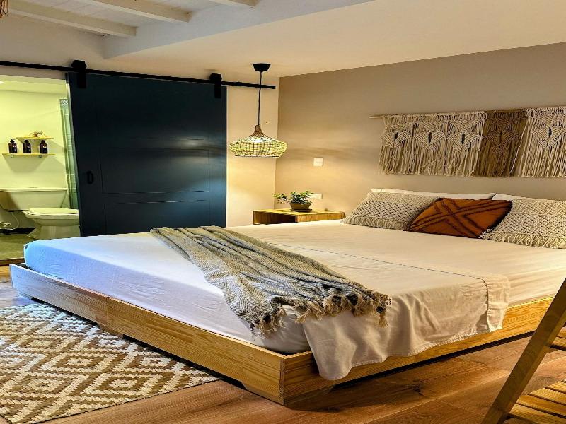 Luum Boutique Hotel image