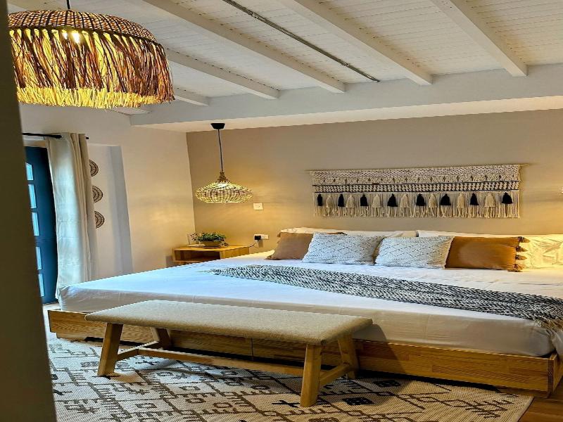 Luum Boutique Hotel image