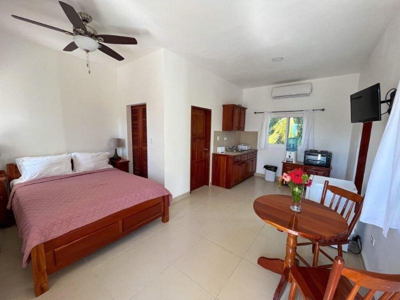 Seremei Villas image