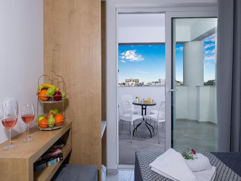 Deluxe City Hotel image