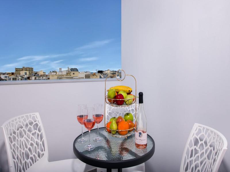 Deluxe City Hotel image