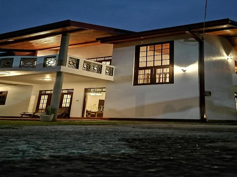 Urban Galle Villa image