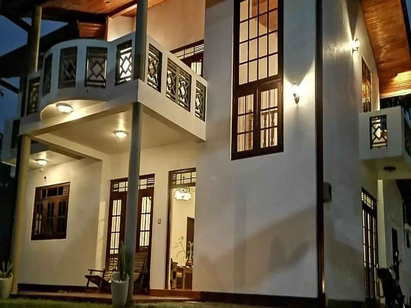Urban Galle Villa image