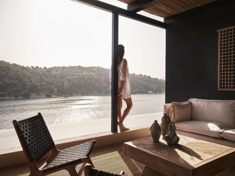 Azur Retreat image