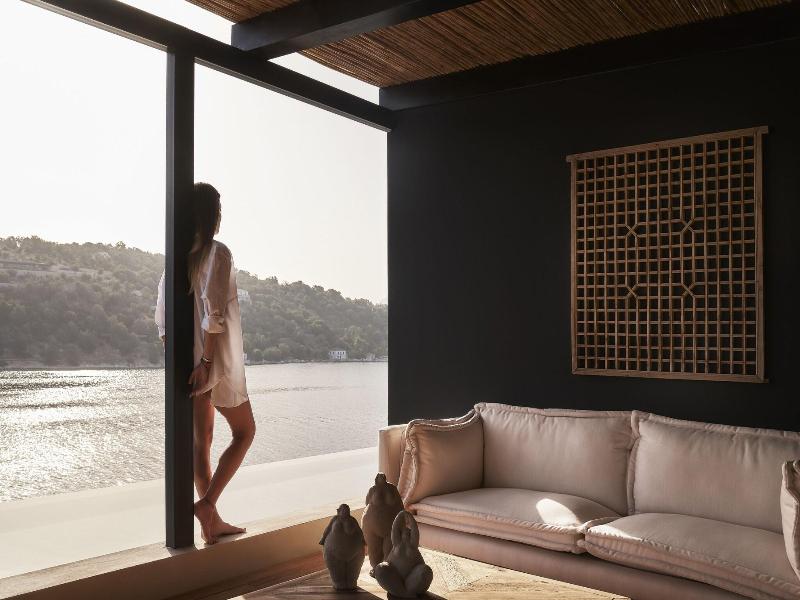 Azur Retreat image
