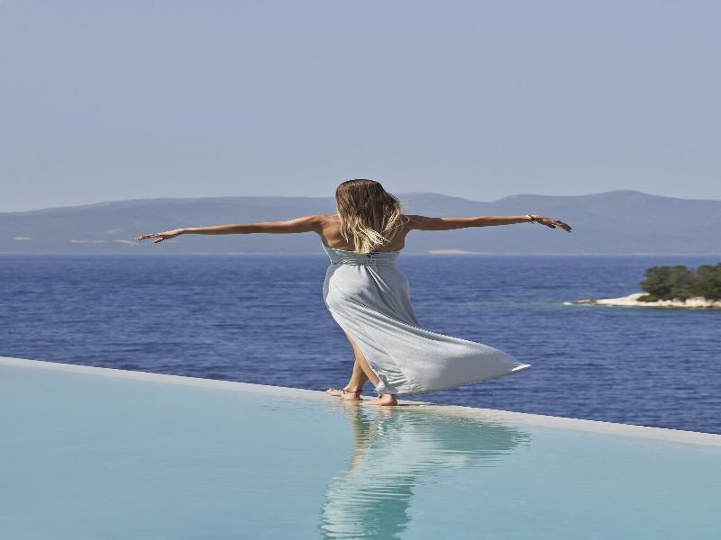 Azur Retreat image