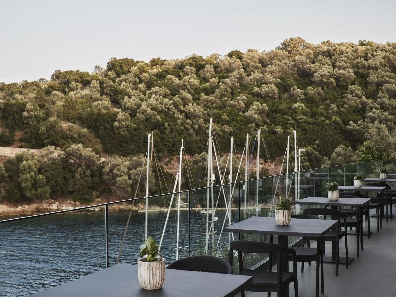 Azur Retreat image