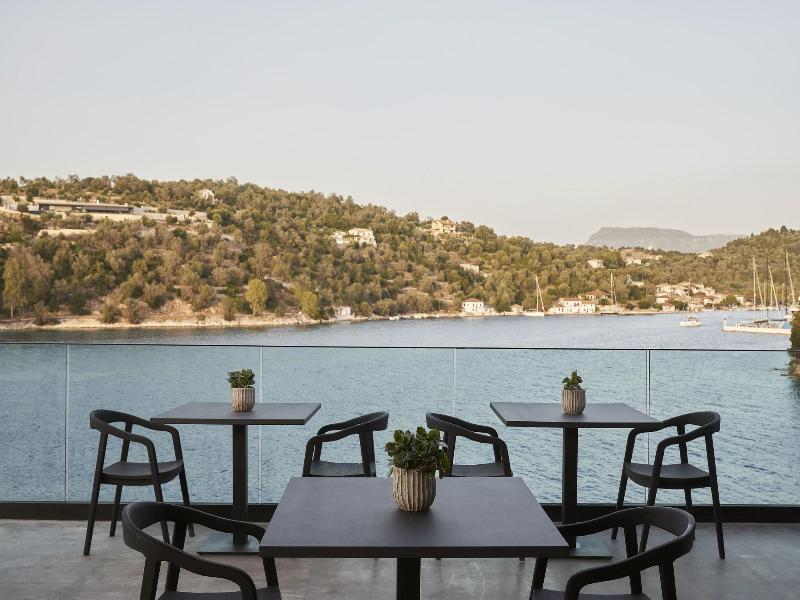 Azur Retreat image