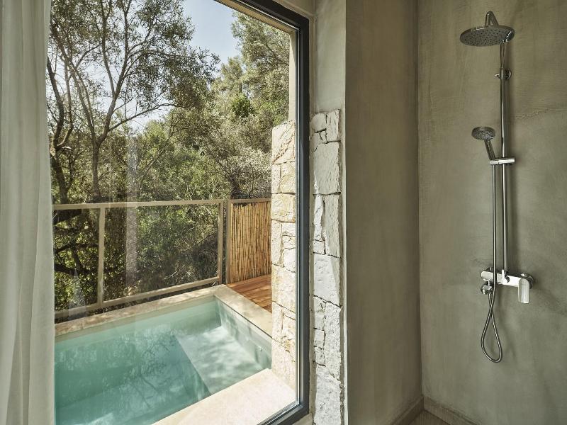 Azur Retreat image