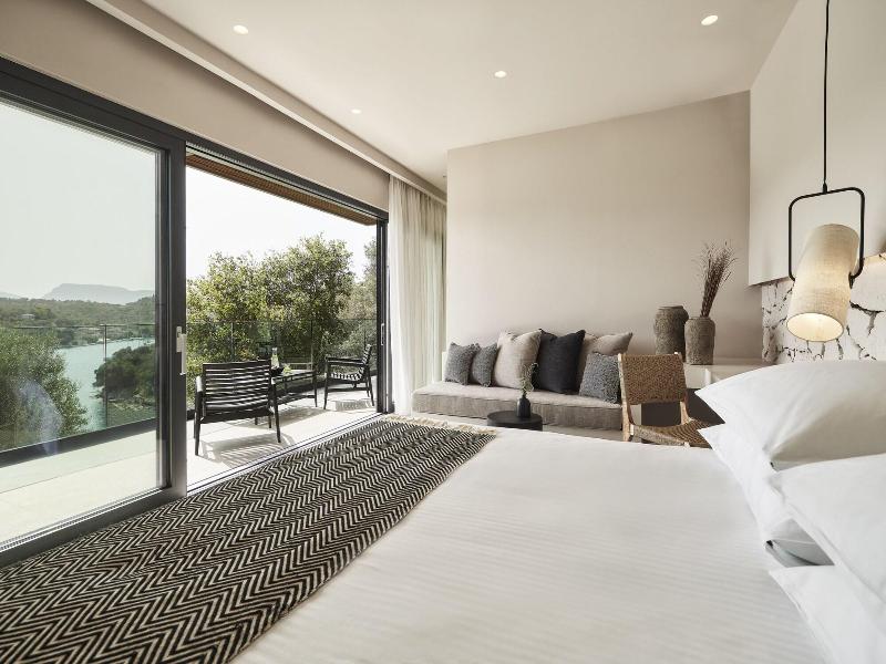 Azur Retreat image