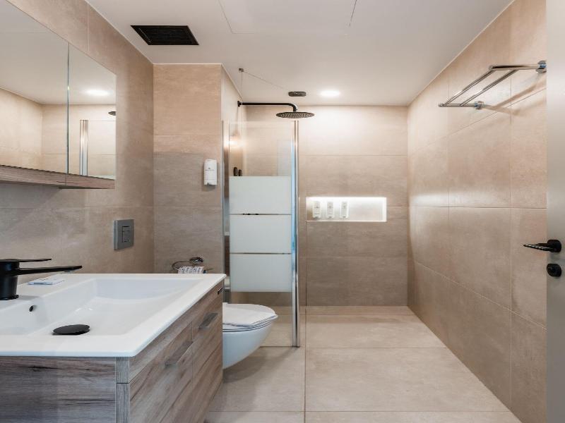 Royalty Suites Psyrri image