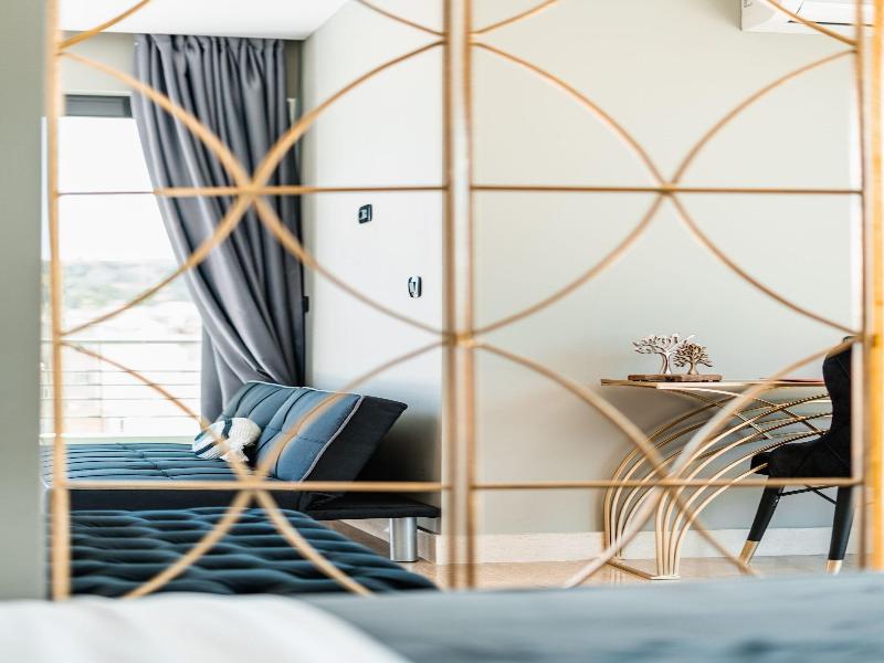 Royalty Suites Psyrri image