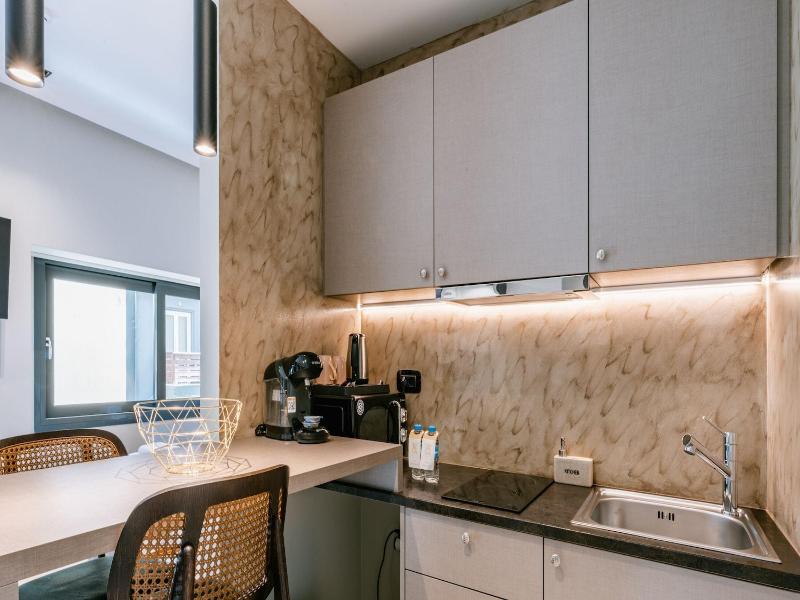 Royalty Suites Psyrri image