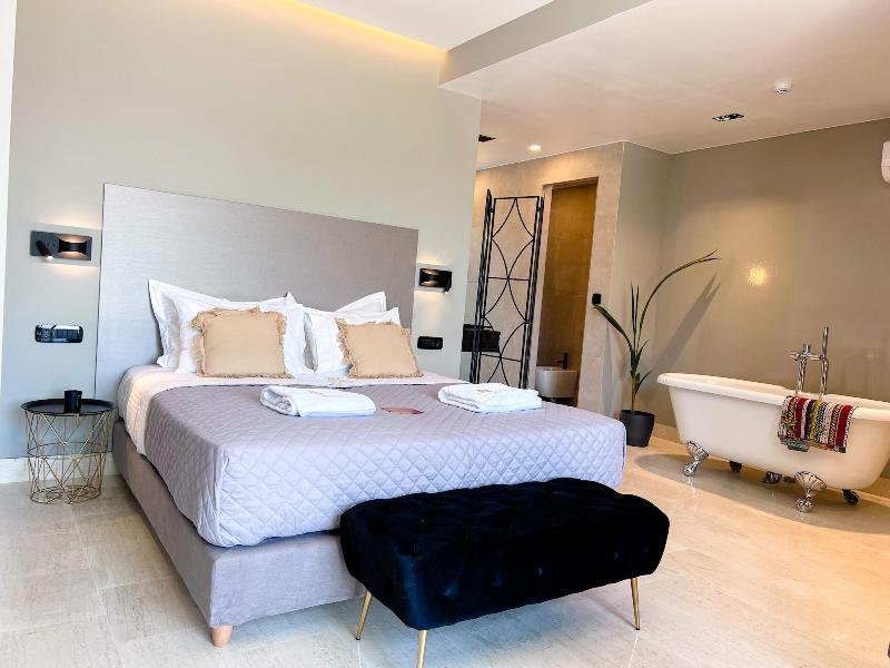 Royalty Suites Psyrri image