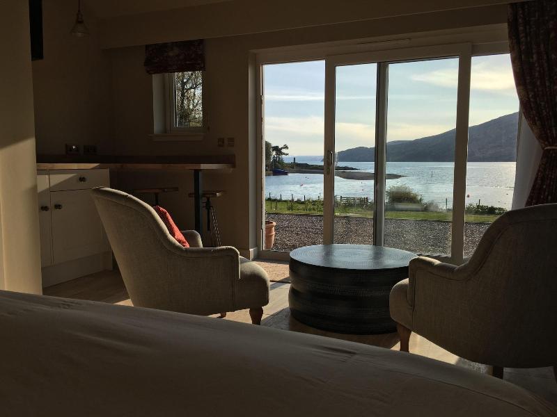 Kirkton Bay House Bed And Breakfast image