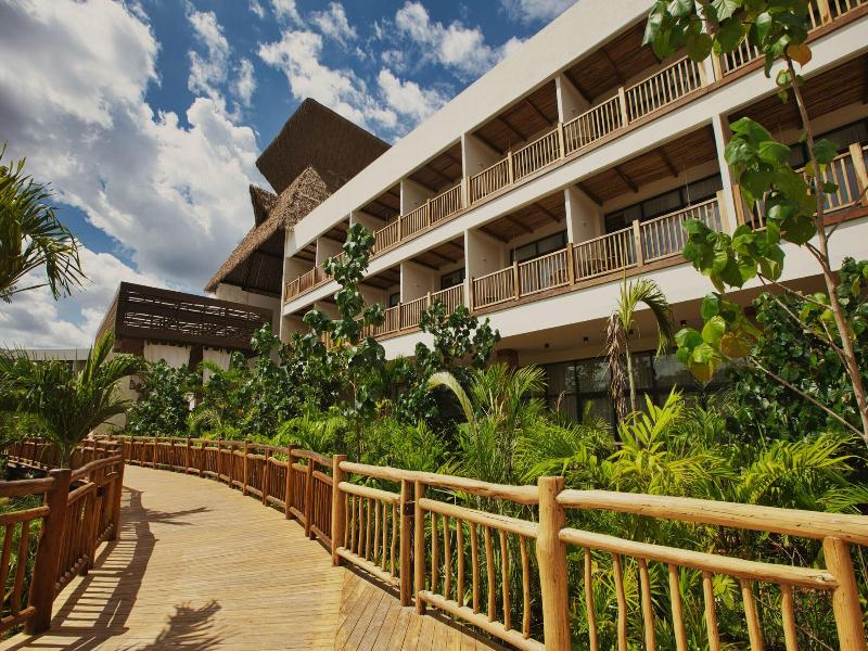 Hotel Mundo Maya Chichen Itza image
