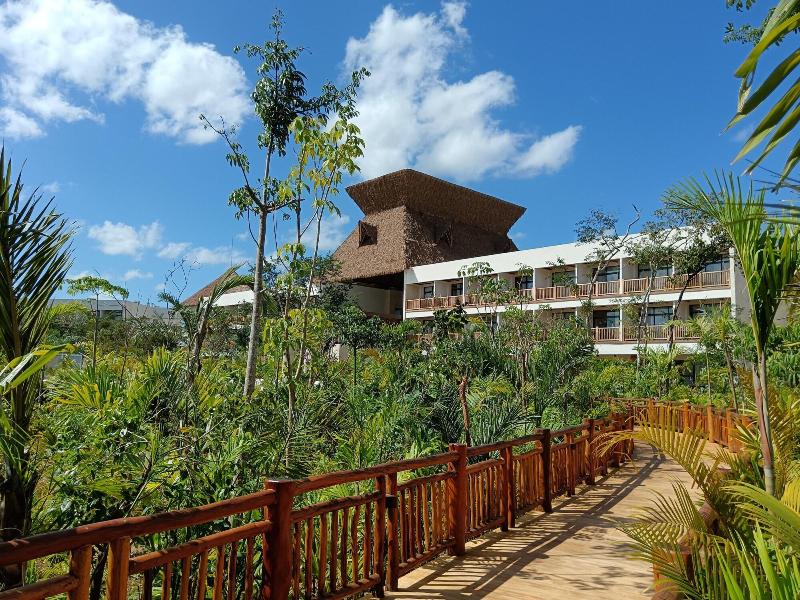 Hotel Mundo Maya Chichen Itza image
