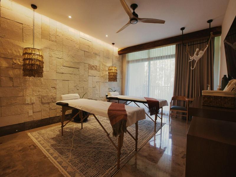Hotel Mundo Maya Chichen Itza image