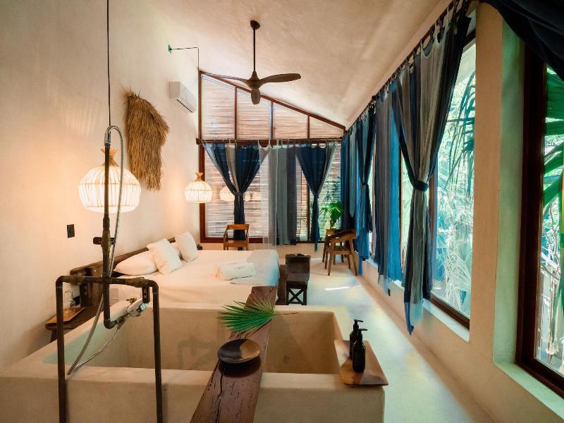Japoneza Retreat Centro - Adults Only image