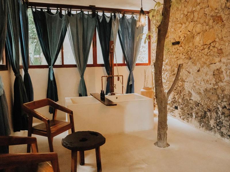 Japoneza Retreat Centro - Adults Only image