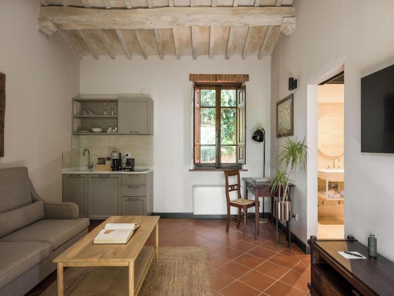 Borgo San Vincenzo image