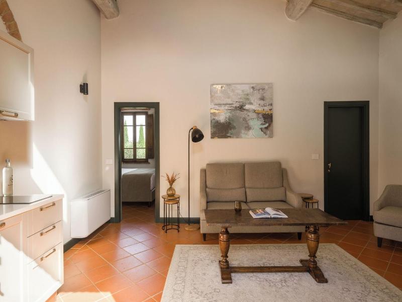 Borgo San Vincenzo image